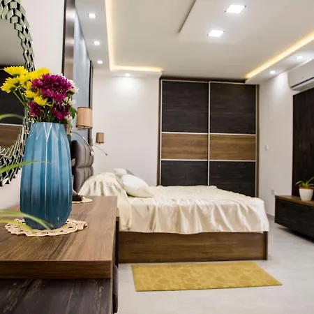 2 Bedroom Luxury Design Apartamento Żabbar